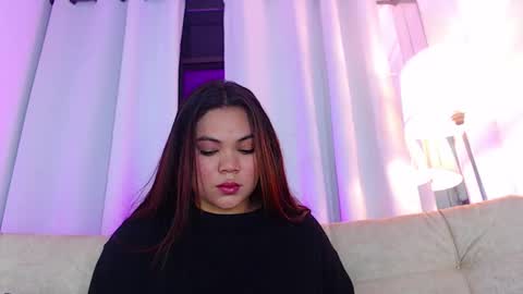diamond_canela online show from March 3, 2025, 4:14 am