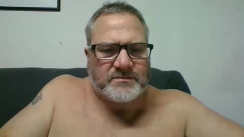 Snapshot of diamond_couple_82 chatting on January 11, 2025, 7:06 am diamond_couple_82 online show from January 11, 2025, 7:06 am