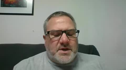 Snapshot of diamond_couple_82 chatting on January 22, 2025, 3:31 am diamond_couple_82 online show from January 22, 2025, 3:31 am