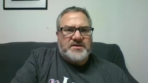 Snapshot of diamond_couple_82 chatting on February 9, 2025, 9:16 am diamond_couple_82 online show from February 9, 2025, 9:16 am