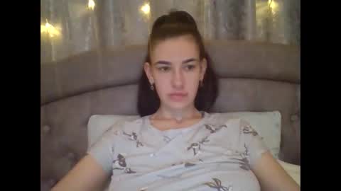 Snapshot of diamond_dana chatting on January 13, 2025, 9:09 pm Diamond Dana online show from January 13, 2025, 9:09 pm