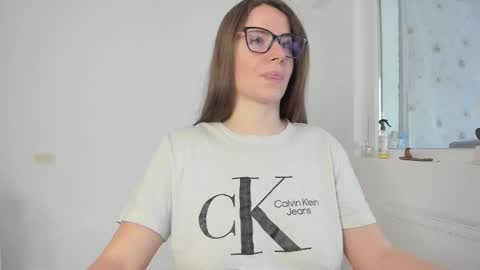 diamondkay_ online show from February 5, 2026, 8:41 am