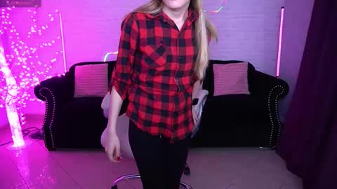 DiamondNina online show from February 28, 2026, 9:05 pm