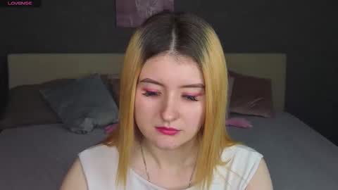 Snapshot of diana_davis chatting on November 15, 2025, 1:03 am Diana online show from November 15, 2025, 1:03 am