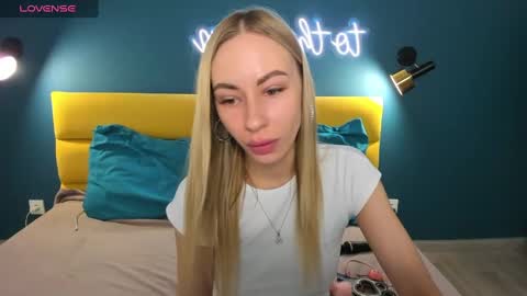 Diana  online show from January 26, 2025, 8:46 am