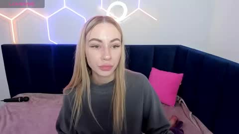 Diana  online show from February 13, 2025, 8:48 am