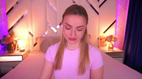 diana_nova online show from May 9, 2026, 6:51 am
