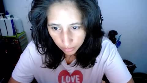 diana_rogu online show from December 15, 2025, 3:05 pm