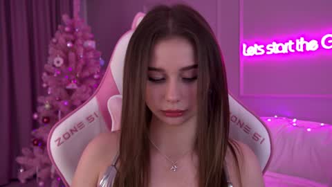 Snapshot of dianabecker chatting on December 25, 2024, 6:30 pm Diana online show from December 25, 2024, 6:30 pm