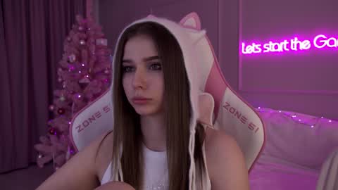 Snapshot of dianabecker chatting on December 29, 2024, 2:49 am Diana online show from December 29, 2024, 2:49 am