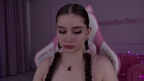 Snapshot of dianabecker chatting on January 13, 2025, 6:49 pm Diana online show from January 13, 2025, 6:49 pm