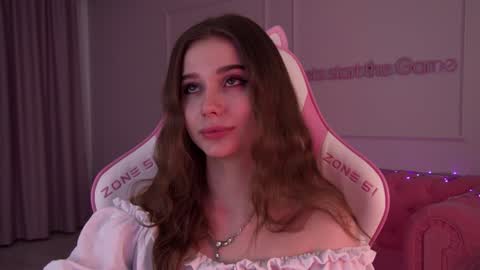Snapshot of dianabecker chatting on January 20, 2025, 9:53 pm Diana online show from January 20, 2025, 9:53 pm