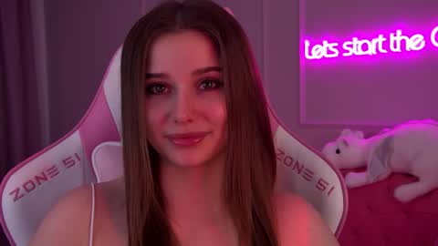 Snapshot of dianabecker chatting on January 29, 2025, 3:44 am Diana online show from January 29, 2025, 3:44 am