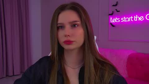 Diana online show from October 24, 2025, 6:26 pm