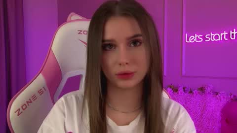 Diana online show from March 8, 2026, 6:01 pm