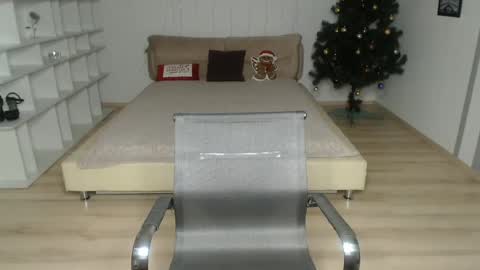 Diana online show from January 8, 2026, 1:02 pm