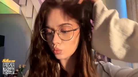 dianaowens online show from March 25, 2026, 10:21 am