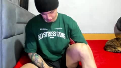 Snapshot of dick_demon_1 chatting on December 10, 2024, 10:37 pm jhon online show from December 10, 2024, 10:37 pm