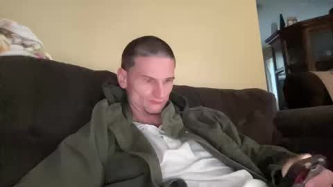 Snapshot of dickabitchdown chatting on October 10, 2025, 11:20 am DickABitchDown Alexys real spanishmami online show from October 10, 2025, 11:20 am