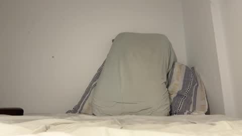 Im Julian  all cum shot videos here    online show from March 10, 2025, 6:12 pm