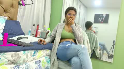 didoelizabeth online show from September 23, 2025, 12:41 pm