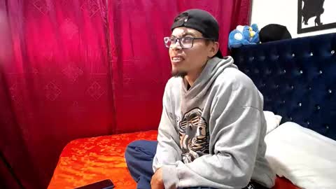 DIEGO online show from December 2, 2025, 3:45 am