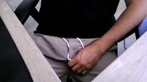 Snapshot of diegogadi chatting on June 24, 2026, 12:15 pm diegogadi online show from June 24, 2026, 12:15 pm
