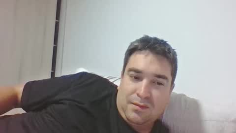 Snapshot of diegoox_cat chatting on April 4, 2026, 3:53 pm Diego online show from April 4, 2026, 3:53 pm