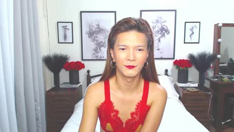 Dennesse online show from February 13, 2025, 11:15 pm