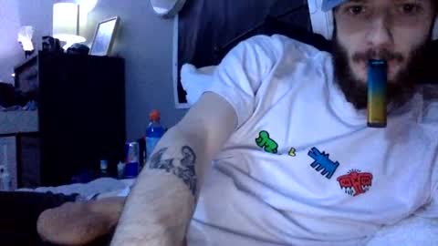 Snapshot of digbicknik chatting on February 3, 2025, 10:36 am digbicknik online show from February 3, 2025, 10:36 am