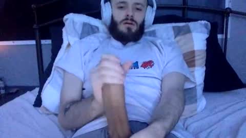 Snapshot of digbicknik chatting on February 10, 2025, 8:10 pm digbicknik online show from February 10, 2025, 8:10 pm