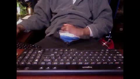 The Digital Pimp.... online show from December 17, 2024, 11:27 pm