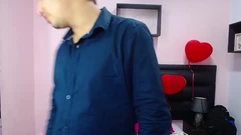 Snapshot of diiego_xxx chatting on February 16, 2025, 8:00 pm diiego_xxx online show from February 16, 2025, 8:00 pm