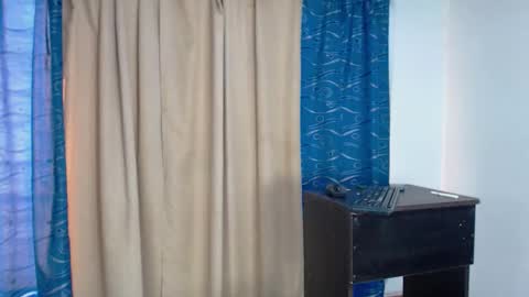Snapshot of diiego_xxx chatting on March 10, 2025, 12:04 pm diiego_xxx online show from March 10, 2025, 12:04 pm