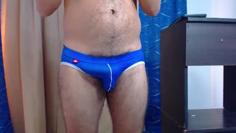 Snapshot of diiego_xxx chatting on March 11, 2025, 3:23 pm diiego_xxx online show from March 11, 2025, 3:23 pm