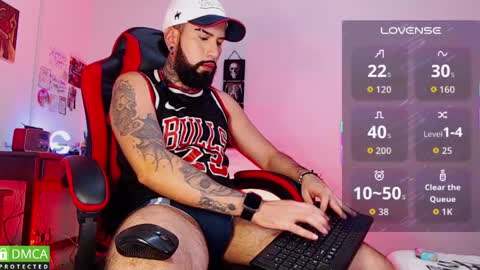  Dylan  online show from April 5, 2026, 9:45 pm