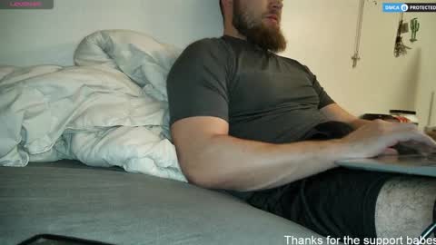 Daddy online show from December 1, 2025, 4:06 am