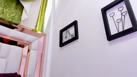 dilan_scootk_ online show from February 7, 2025, 2:26 pm