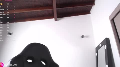 DilanJonnes online show from April 3, 2026, 6:06 pm