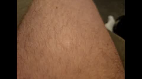 Snapshot of dilf232323 chatting on October 24, 2025, 7:27 am Dilf online show from October 24, 2025, 7:27 am