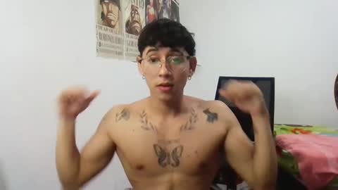 Snapshot of dillom420 chatting on January 14, 2025, 5:19 am dillom420 online show from January 14, 2025, 5:19 am