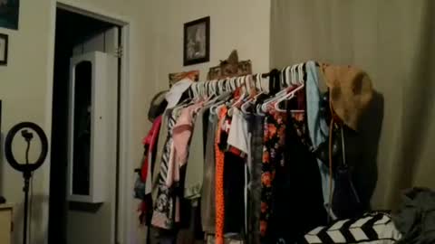 Sofie online show from September 16, 2025, 10:27 am