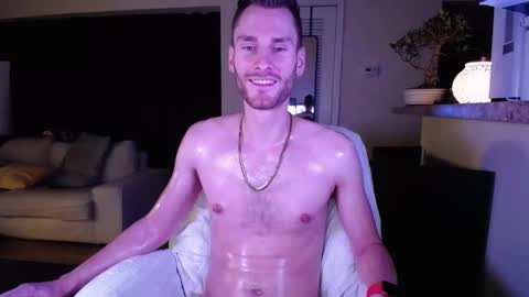 Meechii online show from February 10, 2025, 3:57 am