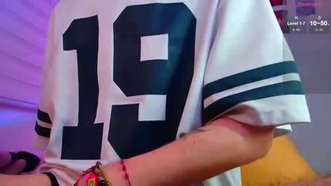 Julian Independent Model online show from March 10, 2026, 1:10 am