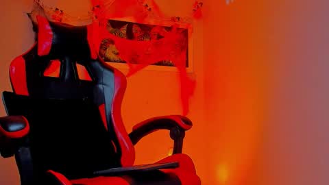 Angel Dimitri online show from October 19, 2025, 10:21 pm