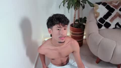 Snapshot of dimitri_targaryen chatting on February 24, 2025, 1:21 pm Fabian online show from February 24, 2025, 1:21 pm
