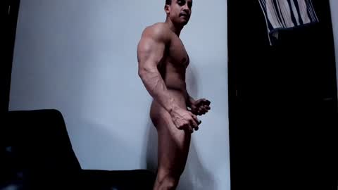 dimitriklein online show from January 4, 2025, 4:43 pm