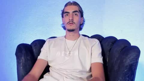 Snapshot of dimitryhank chatting on February 5, 2026, 9:03 am Cristian online show from February 5, 2026, 9:03 am