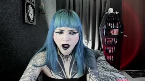 dimmuanddarkness online show from February 7, 2025, 3:55 am