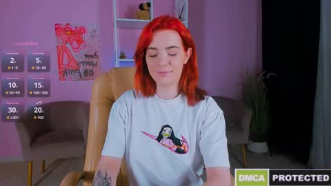 dina_fox_ online show from December 18, 2024, 10:08 am